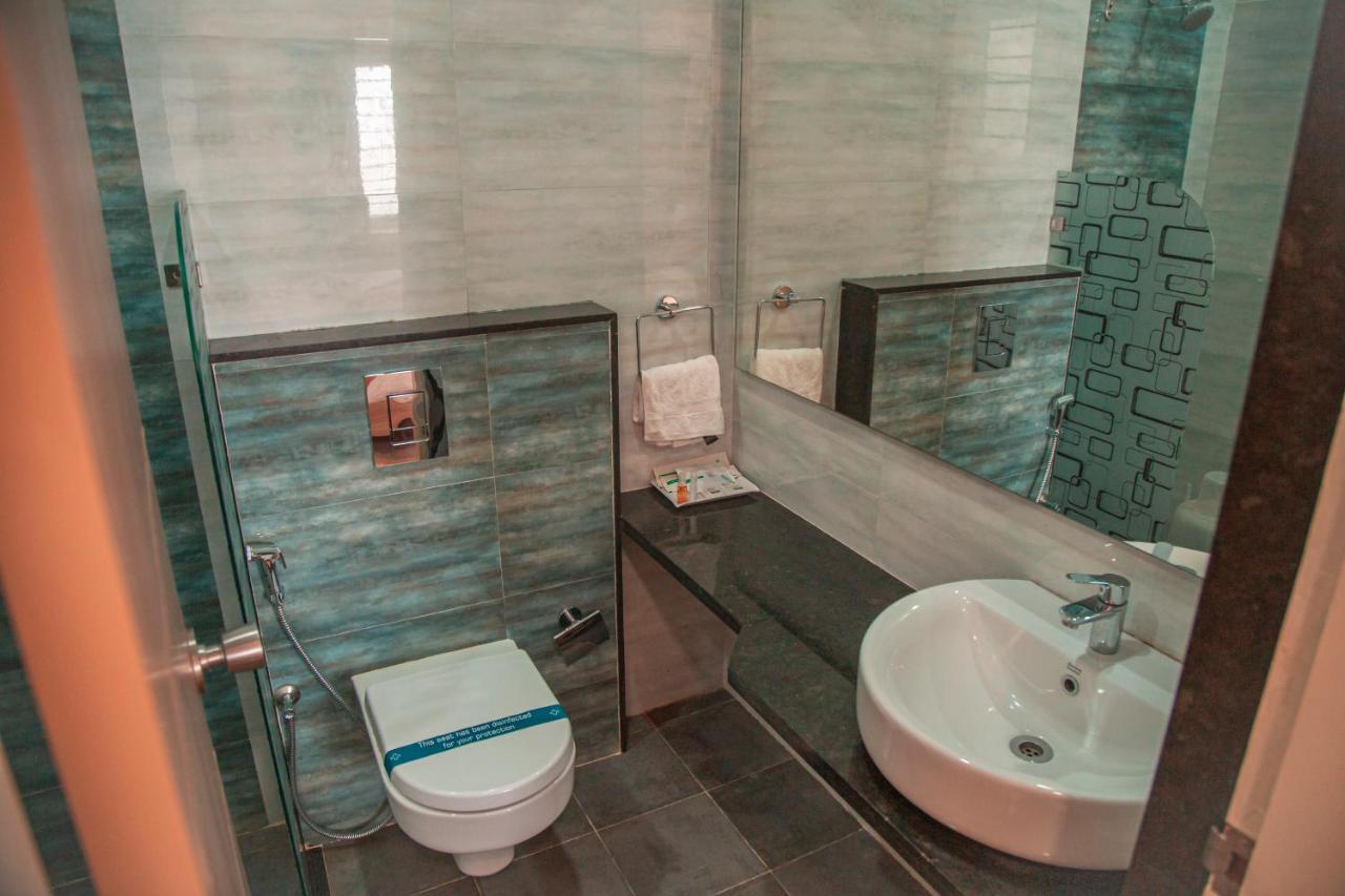 Park Avenue Suites Коимбаторе Екстериор снимка