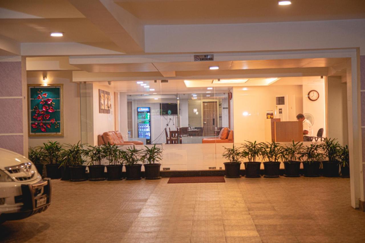 Park Avenue Suites Коимбаторе Екстериор снимка