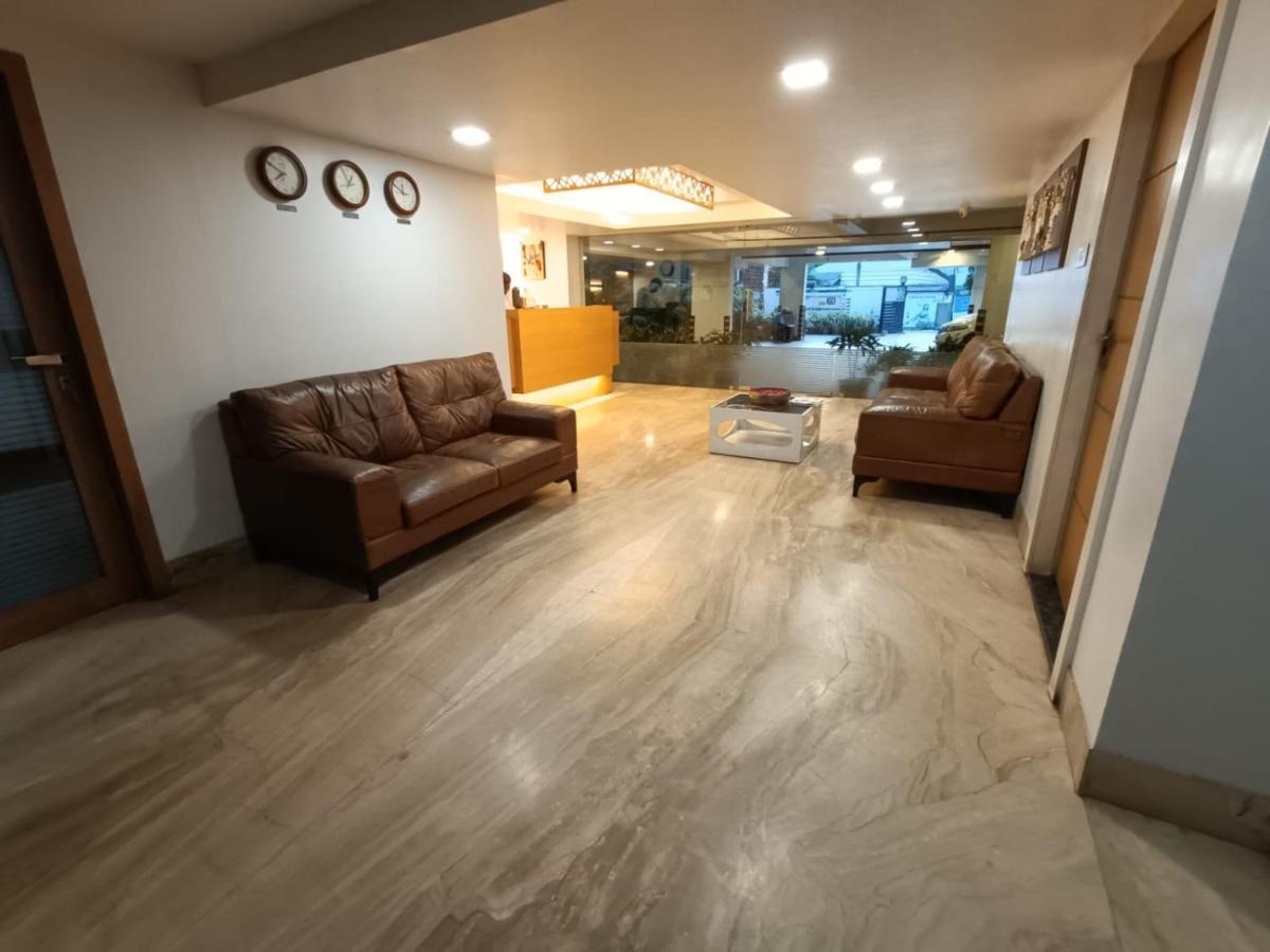 Park Avenue Suites Коимбаторе Екстериор снимка