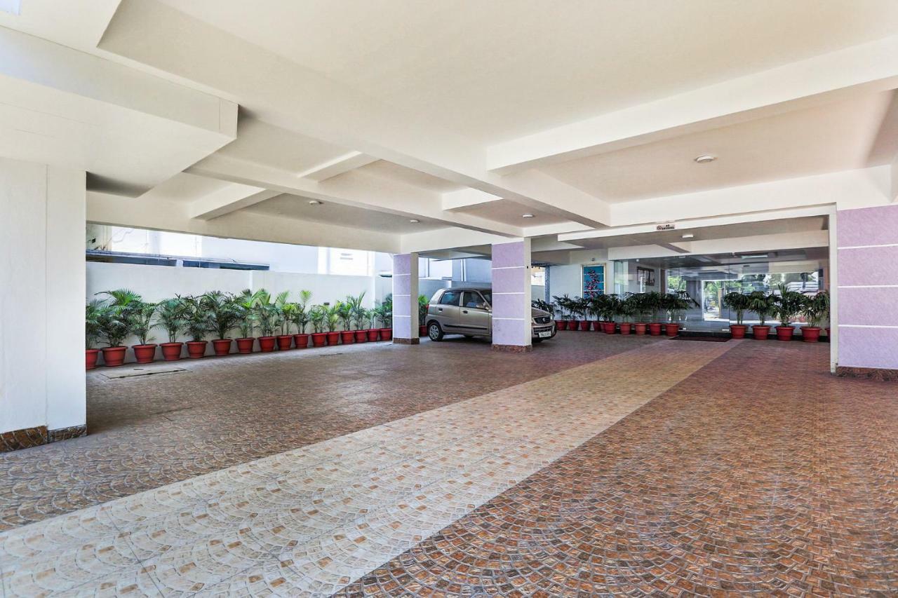 Park Avenue Suites Коимбаторе Екстериор снимка